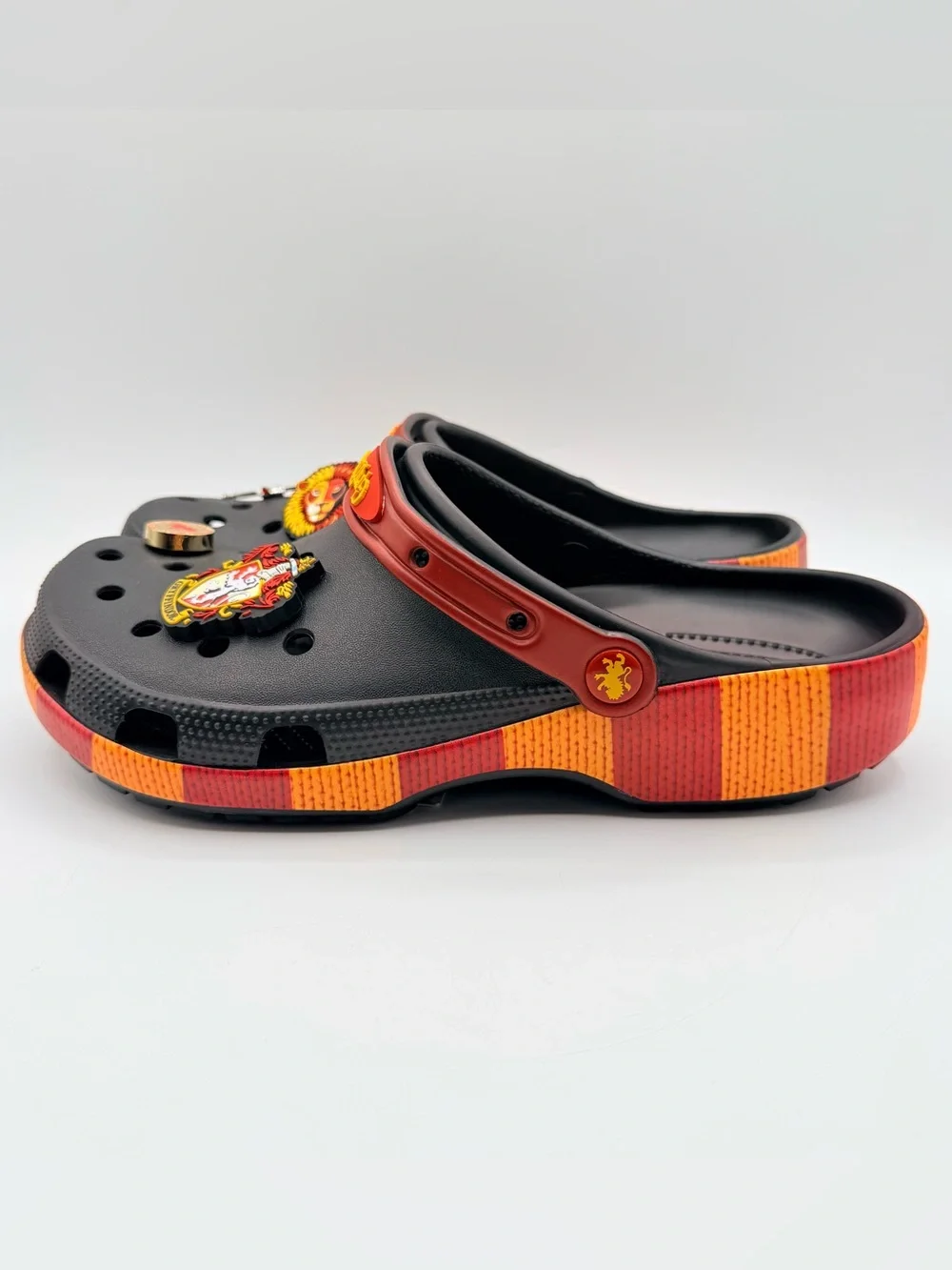 Crocs Harry Potter Gryffindor Classic Clog M10 W12 Black 210553-90H Unisex NWT